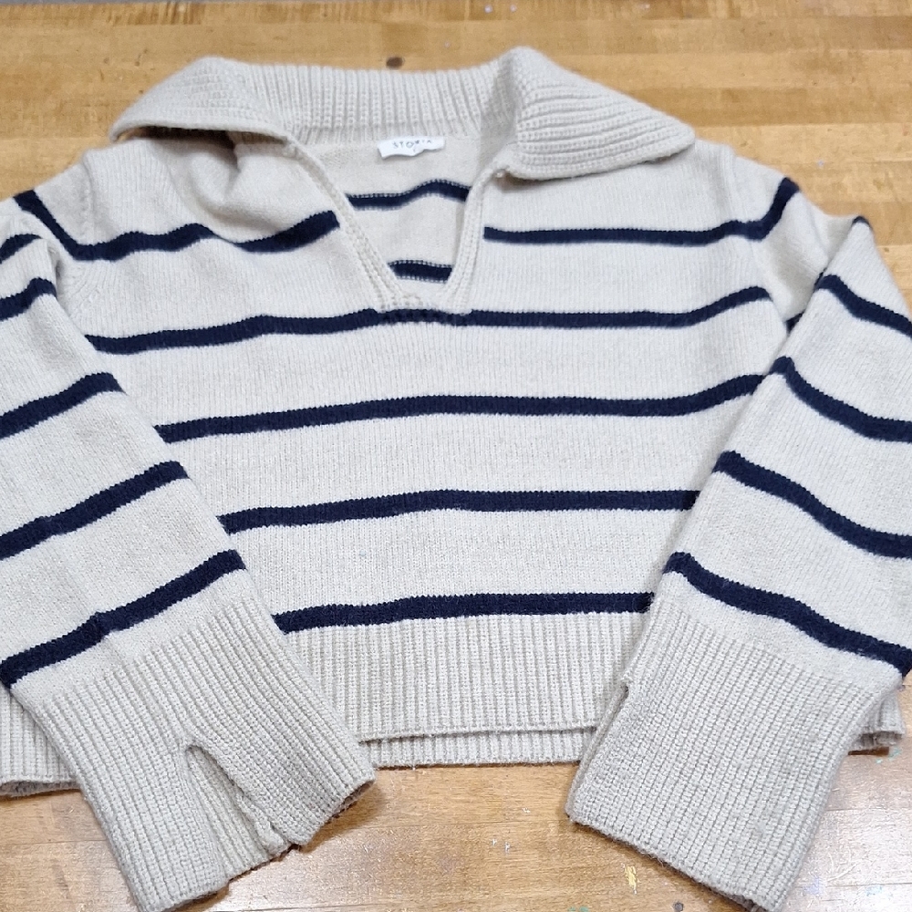 Storia Striped Cream Navy Sweater Wide Tall Collar Slit Sleeve‎ Nautical V Neck